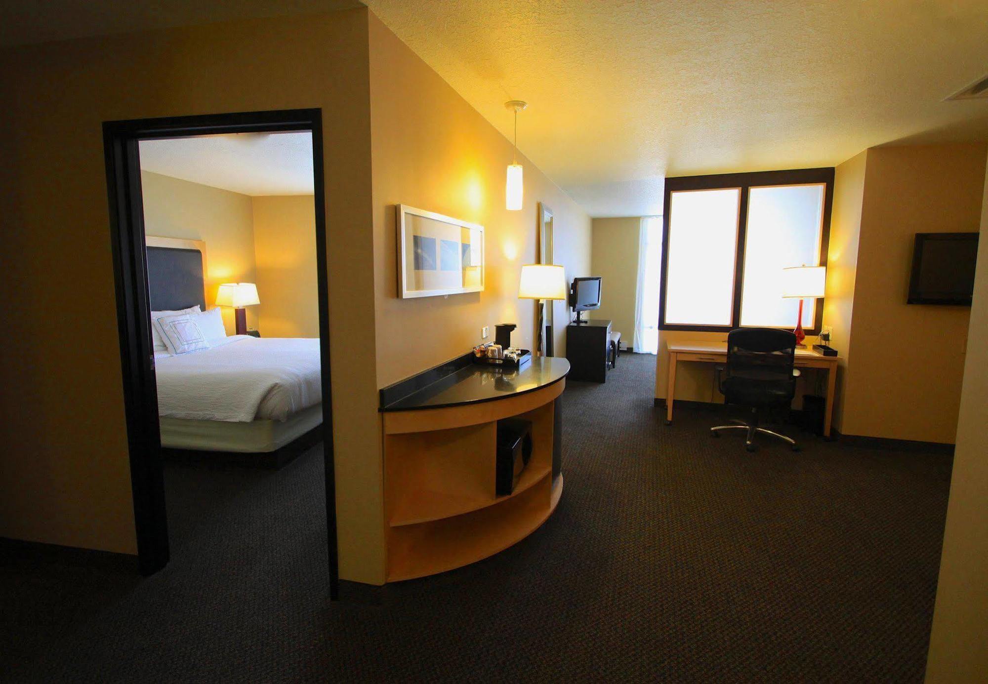 Springhill Suites By Marriott Green Bay Bagian luar foto